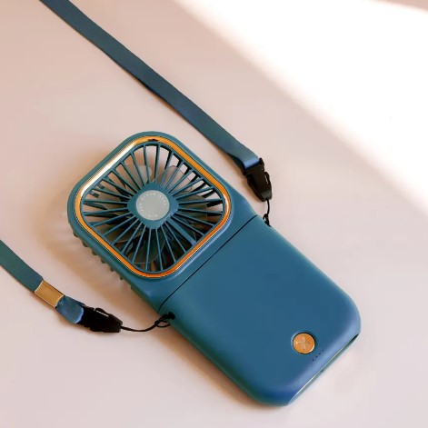 Blå handfläkt med matchande remmar 3in1 powerbank 3000mAh, mobilställ samt vinklingsbar 180grader